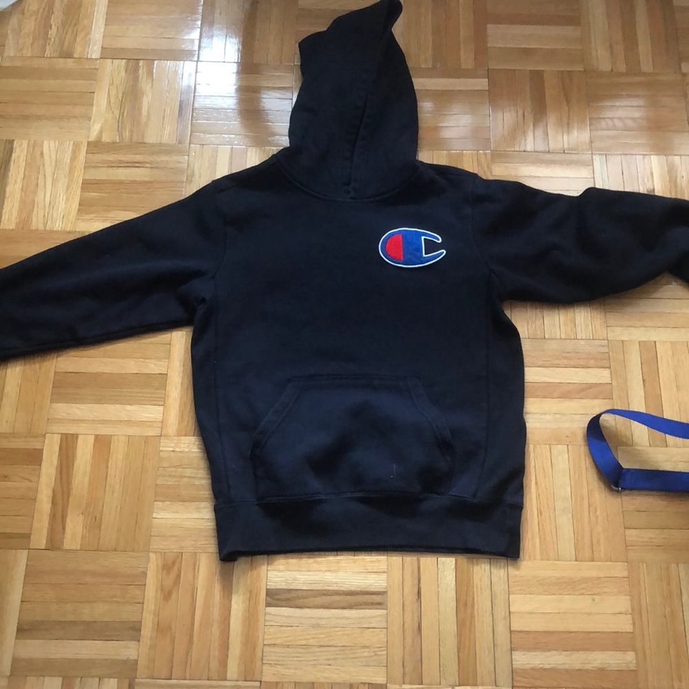 Champion hoodie size large